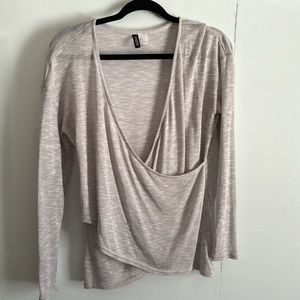 Gray airy top